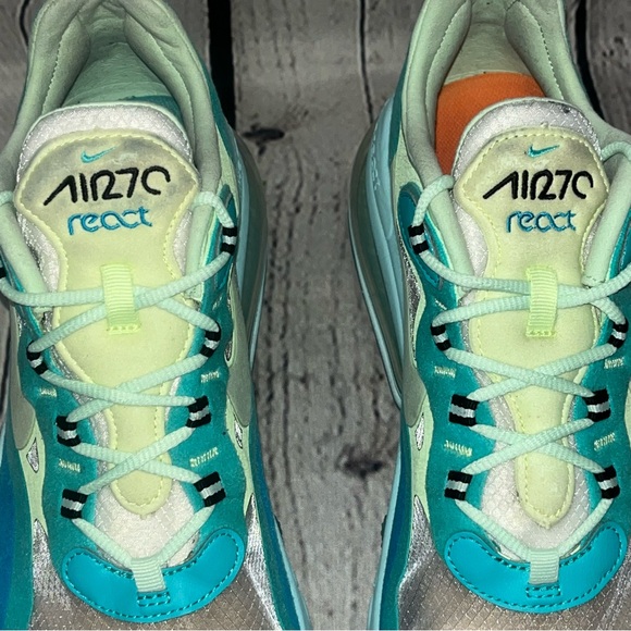 Nike Air Max 270 Reacts “Psychedelic Art” Sneakers Size 9.5 - Picture 9 of 14